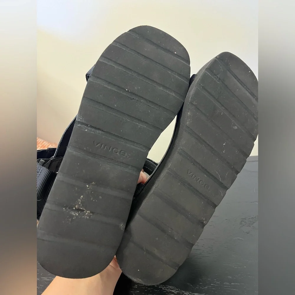 VINCE Sporty Leather Velcro Sandals 8.5